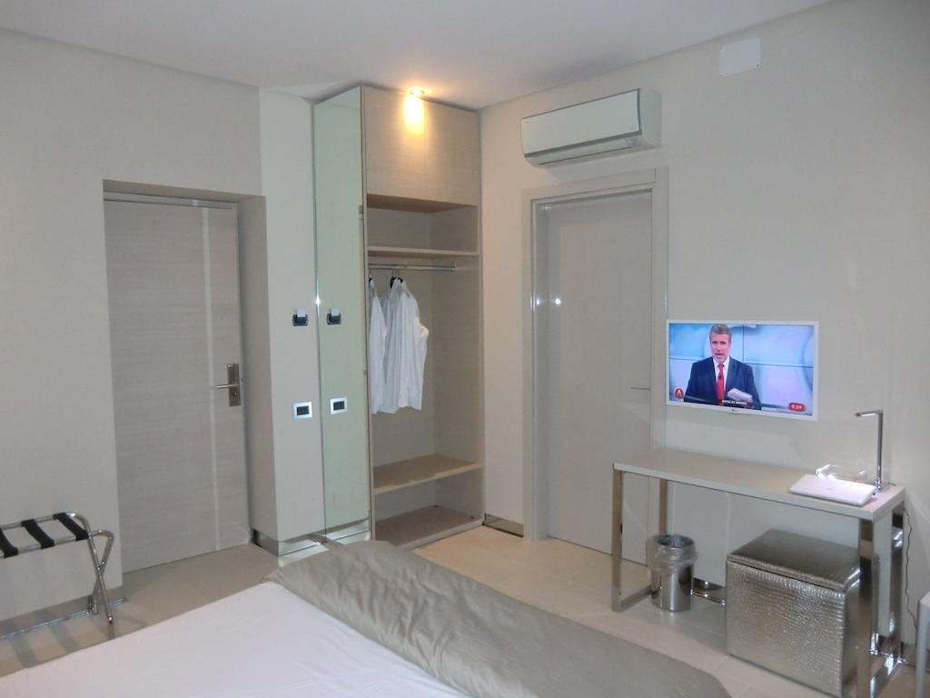 B&Beach Cagliari Guest House 客房 照片