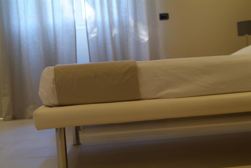B&Beach Cagliari Guest House 客房 照片